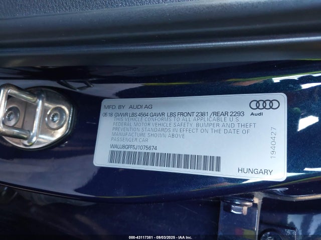2018 AUDI A3 WAUJ8GFF5J1075674 Photo 8