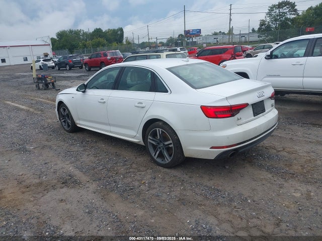 2017 AUDI A4 WAUENAF45HN064957 Photo 2