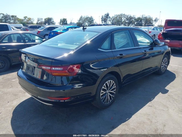 3VWE57BU9KM239981 Volkswagen 1.8 tsi