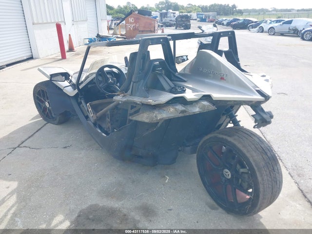 57XAAPFA8G7113424 Polaris Slingshot