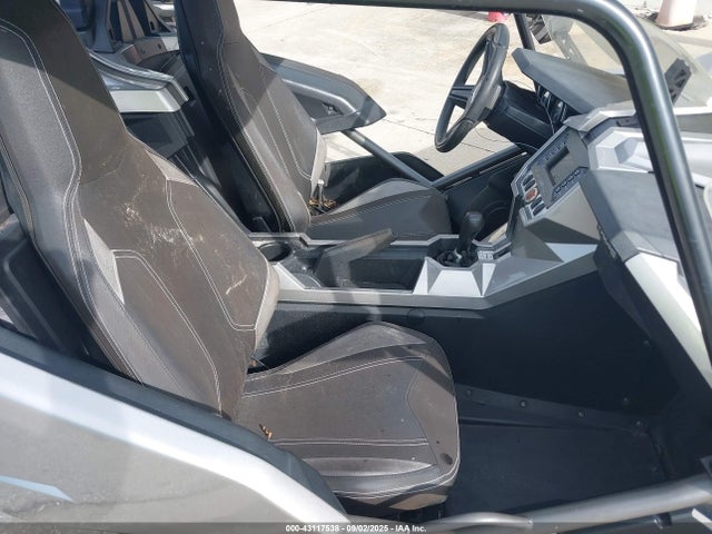57XAAPFA8G7113424 Polaris Slingshot