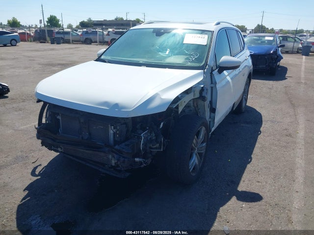 3VV3B7AX0LM109895 Volkswagen Tiguan