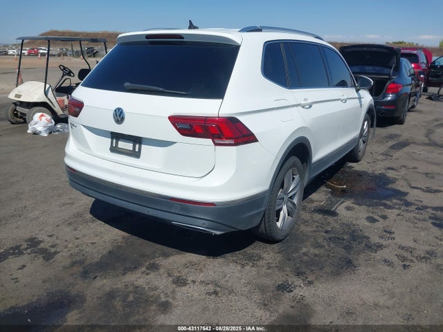 3VV3B7AX0LM109895 Volkswagen Tiguan