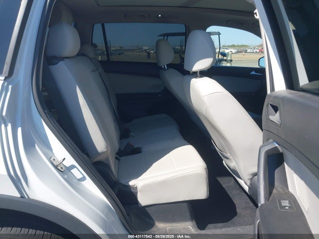 3VV3B7AX0LM109895 Volkswagen Tiguan