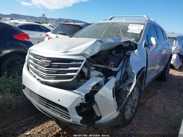 2018 CADILLAC XT5 1GYKNDRS0JZ227993 Photo 1