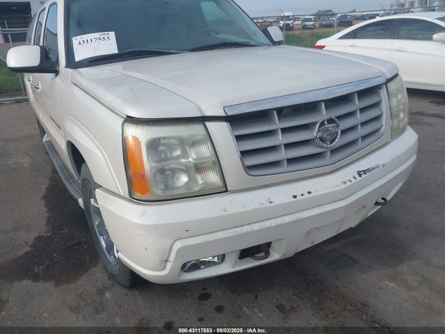 2004 CADILLAC ESCALADE ESV 3GYFK66N14G291467 Photo 5