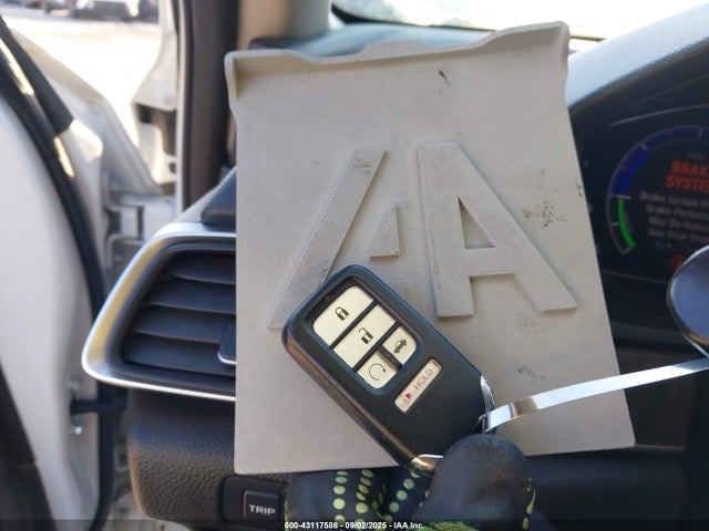 1HGCV3F49LA011749 Honda lfb2
