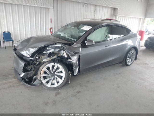 2026 TESLA MODEL Y 7SAYGDEE4TA454820 Photo 1