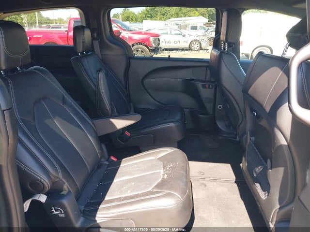 Chrysler Pacifica 2025 2C4RC1BG9SR532306 Image 8
