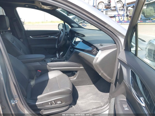 2025 CADILLAC XT6 1GYKPCRS4SZ118913 Photo 4