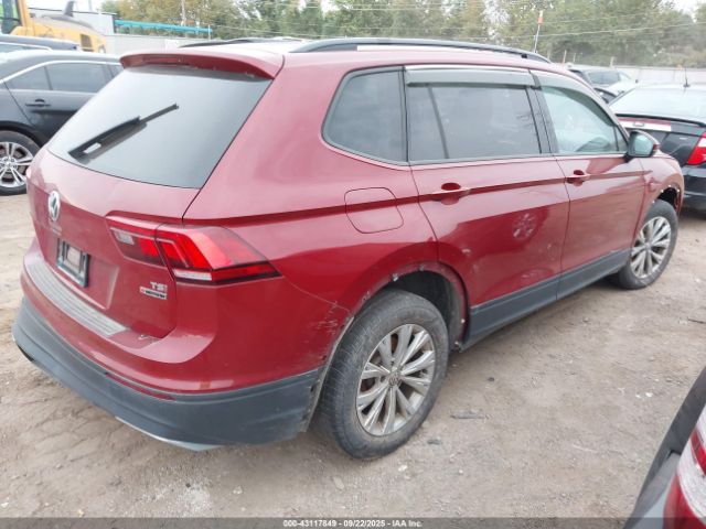 2018 VOLKSWAGEN TIGUAN 3VV0B7AX8JM111961 Photo 3