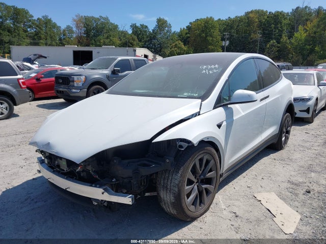 2023 TESLA MODEL X 7SAXCBE57PF369944 Photo 1