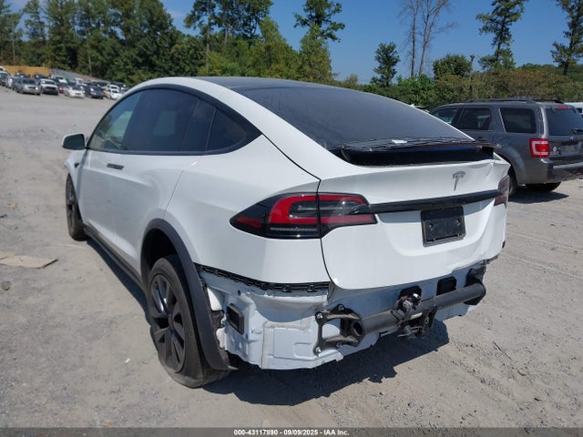 2023 TESLA MODEL X 7SAXCBE57PF369944 Photo 2