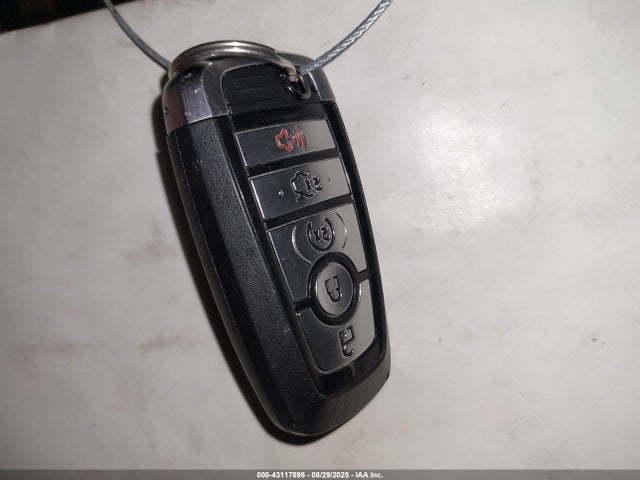 Ford 5.0l 4v premium fuel 2018 1FA6P8CF6J5104555 Image 11
