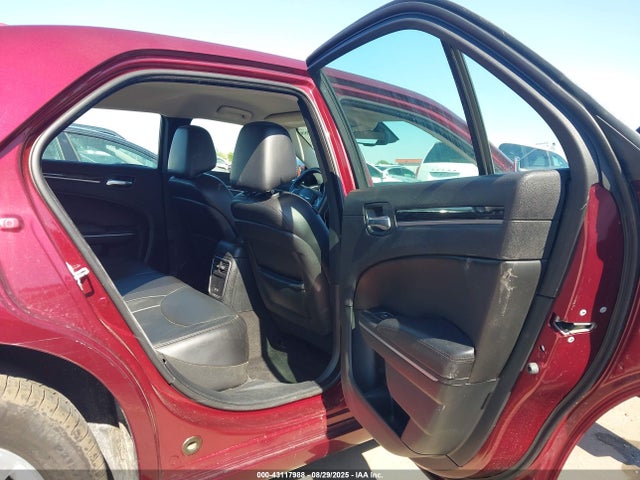 2C3CCAAG2GH135769 Chrysler 300 Limited