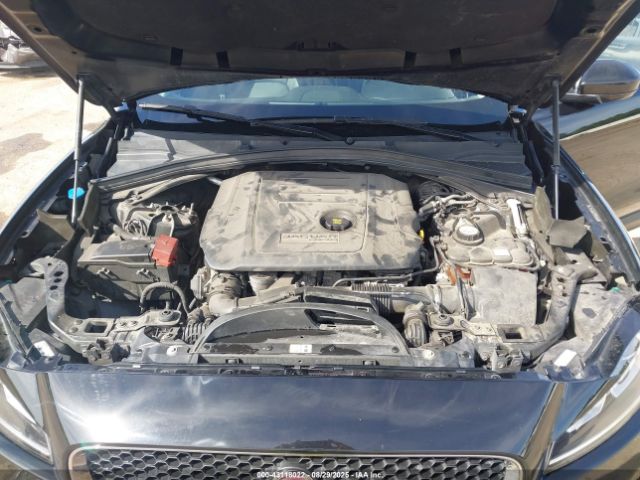 2017 JAGUAR F-PACE SADCJ2BN6HA092076 Photo 9