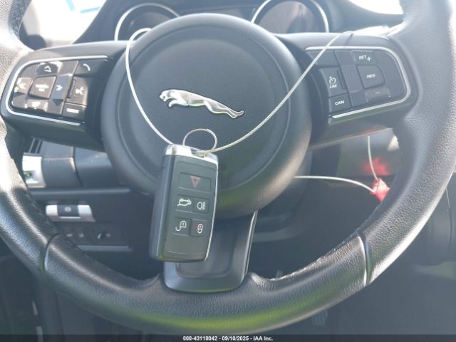 2020 JAGUAR E-PACE SADFP2FX5L1015165 Photo 10