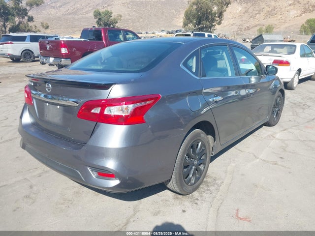 3N1AB7AP8JY240412 Nissan Sentra