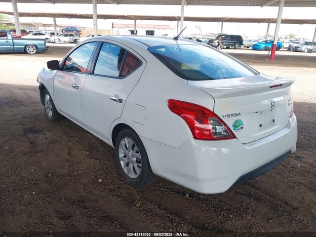 3N1CN7AP7JL878695 Nissan Versa