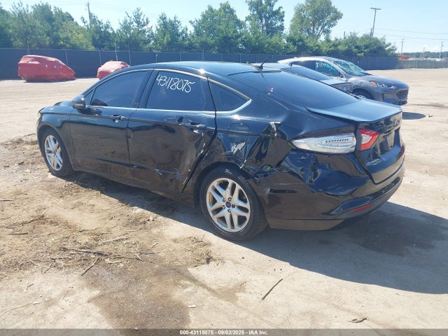 43118075 :رقم المزاد ، 1FA6P0H73G5117453 vin ، 2016 Ford Fusion Se مزاد بيع