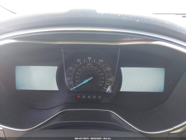 43118075 :رقم المزاد ، 1FA6P0H73G5117453 vin ، 2016 Ford Fusion Se مزاد بيع