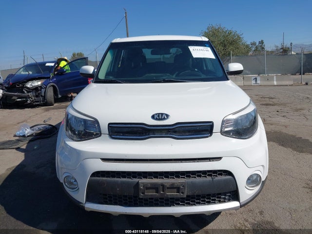KNDJP3A52J7625116 KIA g