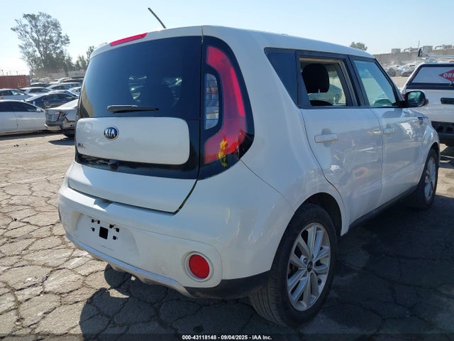 KNDJP3A52J7625116 KIA g