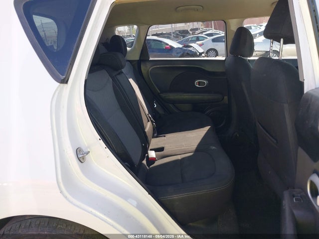 KNDJP3A52J7625116 KIA g