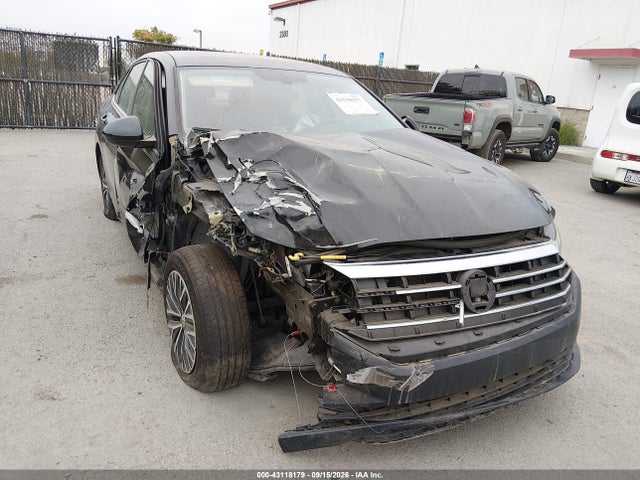 43118179 :رقم المزاد ، 3VWCB7BU0LM014611 vin ، 2020 Volkswagen Jetta 1.4t R-line/1.4t S/1.4t Se مزاد بيع