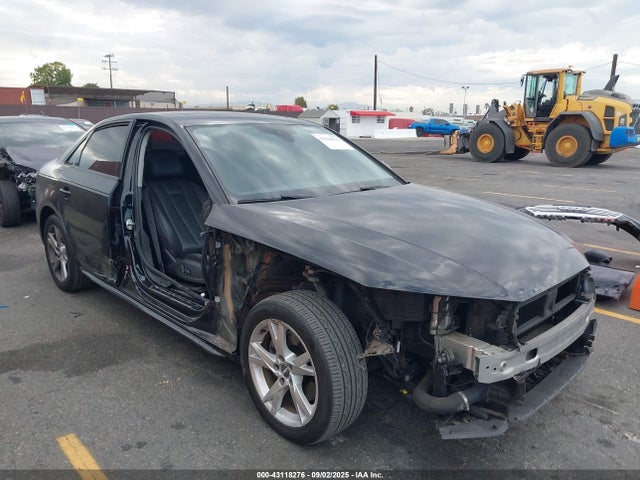 2018 AUDI A4 WAUKMAF40JA038219 Photo 0