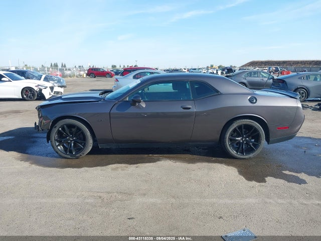 2C3CDZBT2HH573989 Dodge Challenger