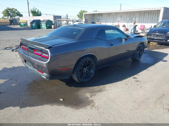 2C3CDZBT2HH573989 Dodge Challenger