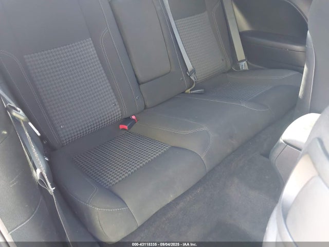 2C3CDZBT2HH573989 Dodge Challenger