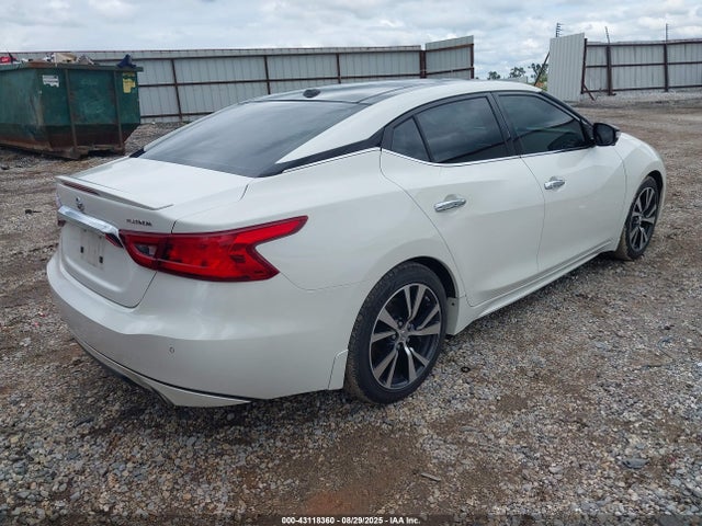1N4AA6AP0GC426284 Nissan 2016