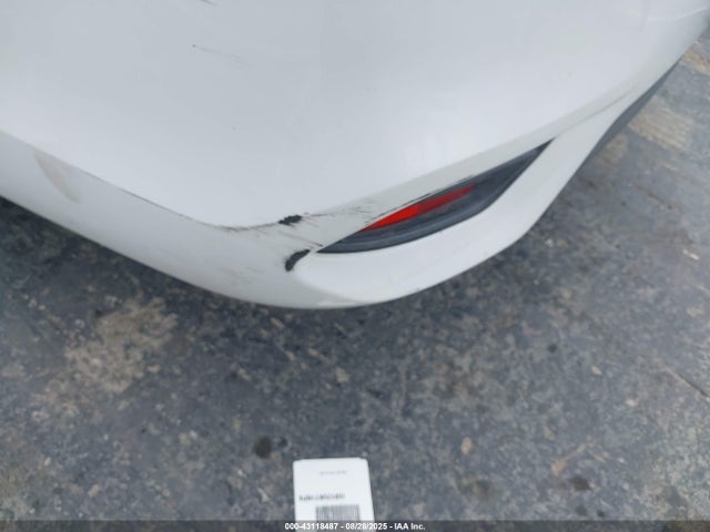 3N1AB7AP7GY312693 Nissan 2016