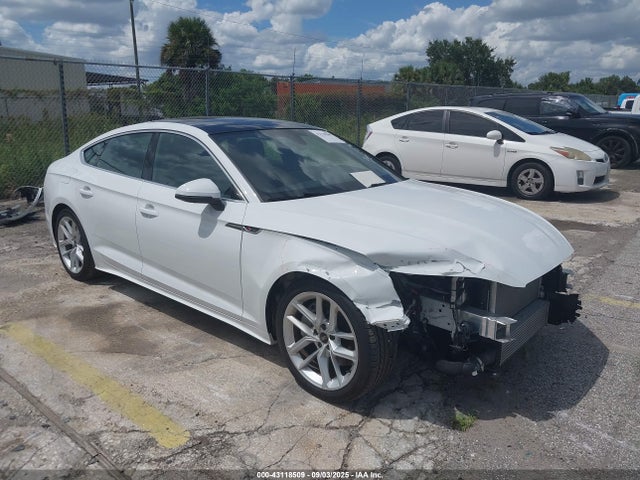 2024 AUDI A5 SPORTBACK WAUFACF53RA015947 Photo 0