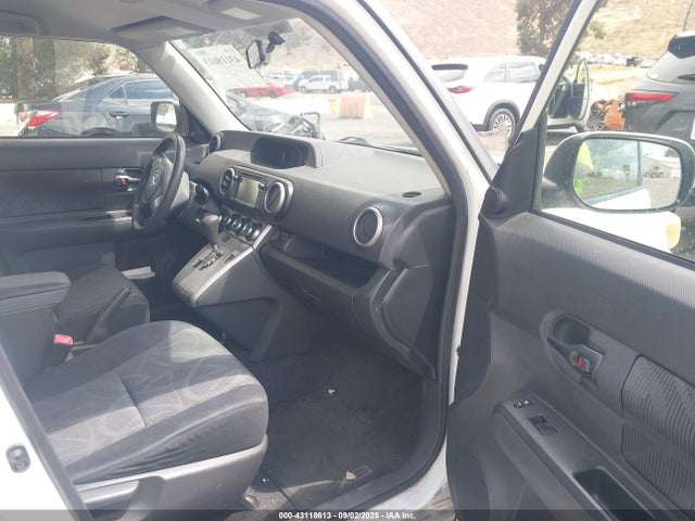 Scion 2az-fe 2014 JTLZE4FE9EJ050615 Image 5