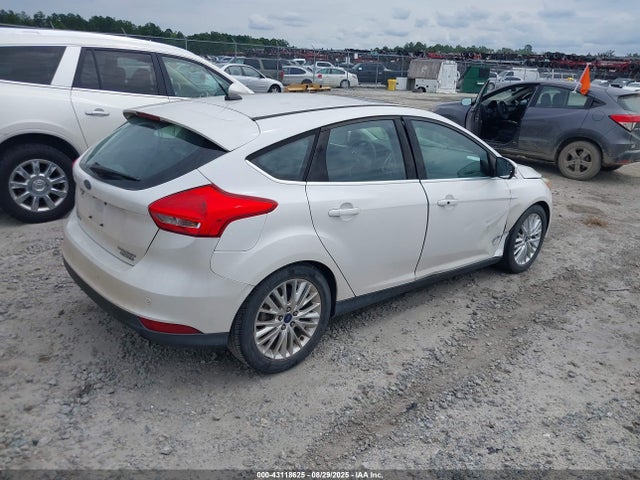 1FADP3N21FL238865 Ford 2015
