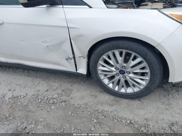 1FADP3N21FL238865 Ford 2015