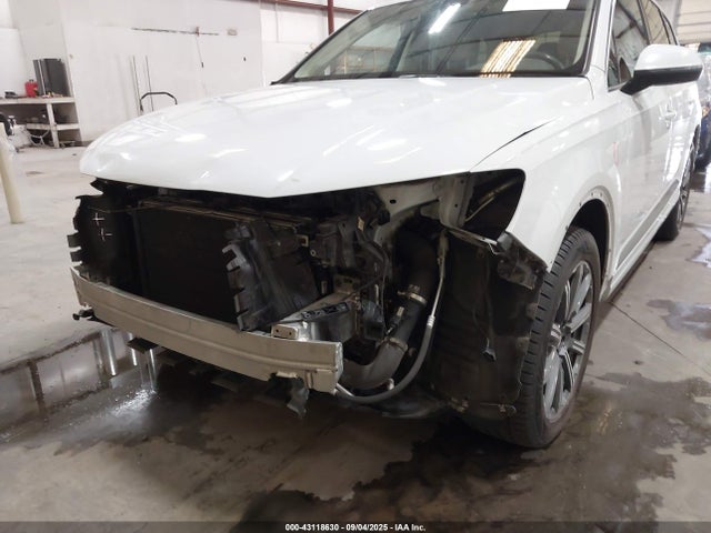 Audi 2.0t 2018 WA1LHAF71JD054976 Image 19