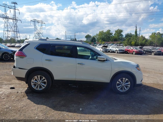 5N1AT2MV8GC913834 Nissan 2016