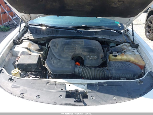 2017 Dodge Charger Se Rwd მანქანა იყიდება აუქციონზე, vin: 2C3CDXBG1HH643487, აუქციონის ნომერი: 43118723