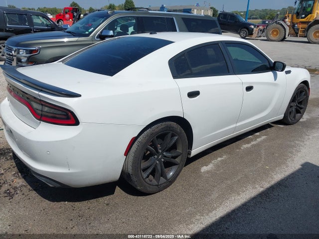 2017 Dodge Charger Se Rwd მანქანა იყიდება აუქციონზე, vin: 2C3CDXBG1HH643487, აუქციონის ნომერი: 43118723