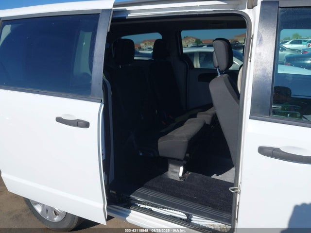 2C4RDGBG7KR754486 Dodge Grand Caravan Se