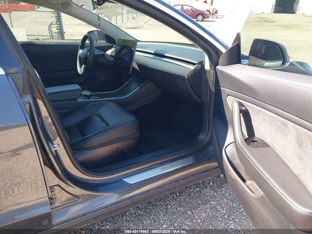 2020 TESLA MODEL 3 5YJ3E1EB5LF627748 Photo 4