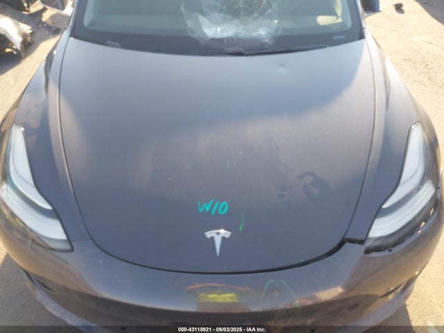 2018 TESLA MODEL 3 5YJ3E1EB0JF086945 Photo 9