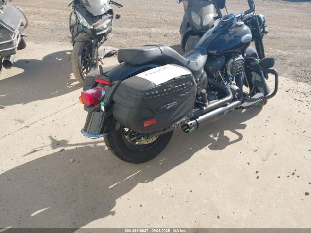 2023 HARLEY-DAVIDSON FLHCS 1HD1YBK16PB075409 Photo 3