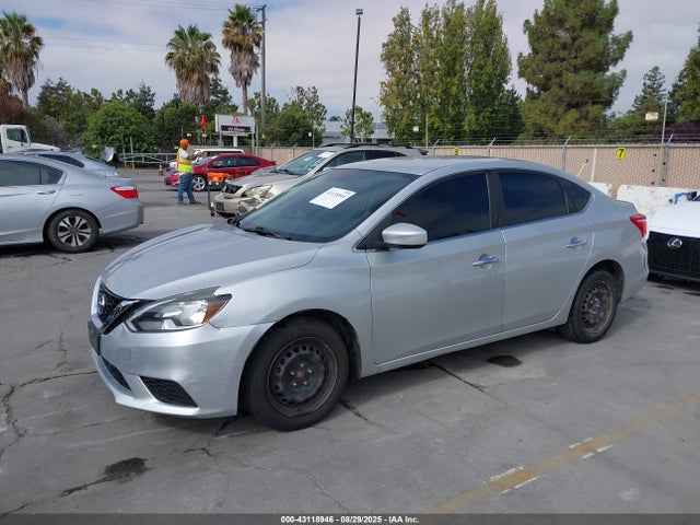 Продаж на аукціоні авто 2018 Nissan Sentra S, vin: 3N1AB7AP7JY244483, номер лоту: 43118946