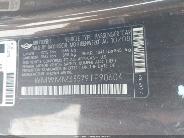 2009 MINI COOPER S CLUBMAN WMWMM33529TP90604 Photo 8