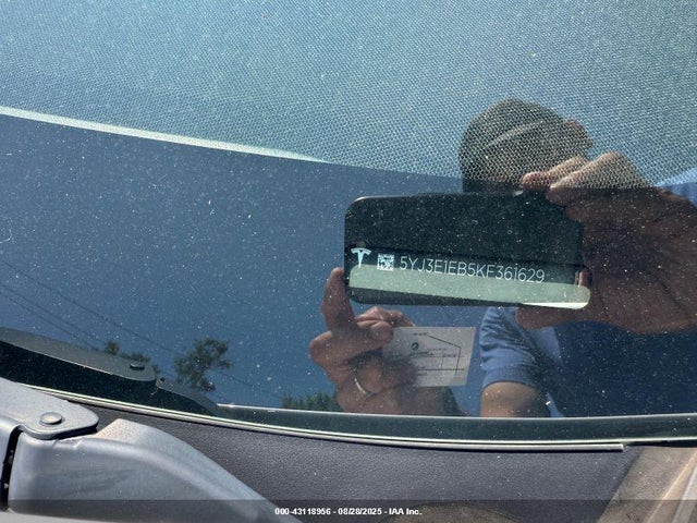 2019 TESLA MODEL 3 5YJ3E1EB5KF361629 Photo 8